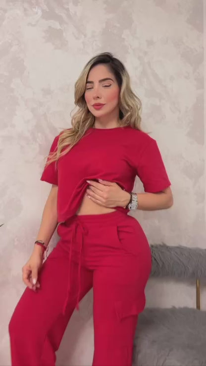 Conjunto blusón bota campana cargo
